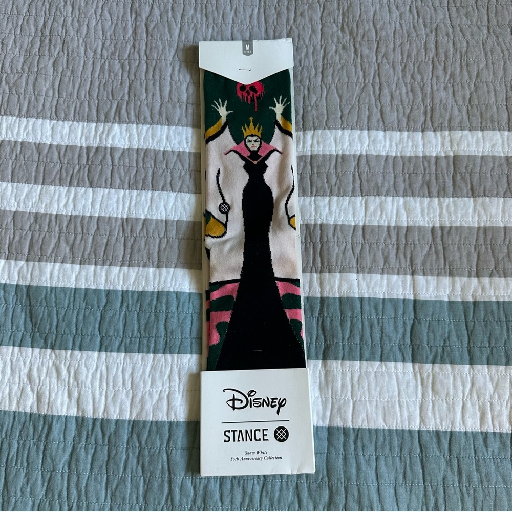 Stance Evil Queen Snow White Grimhilde Socks Snow White Apple M - Picture 4 of 8